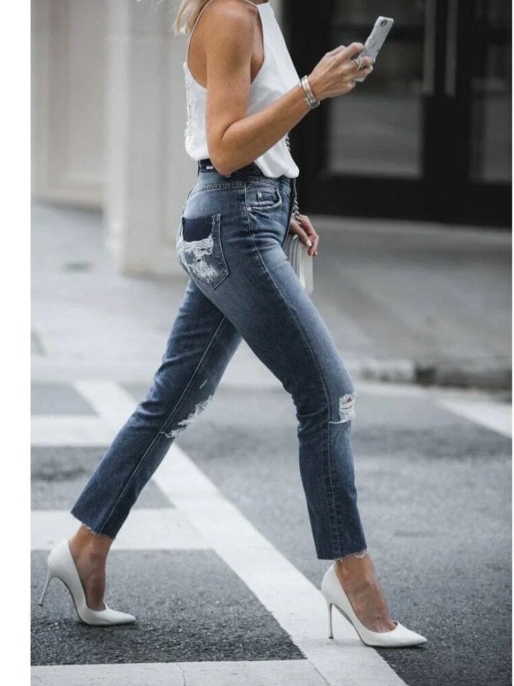 MOTHER Denim The Dazzler Shift Jeans in My Treat Distressed Size 24 US
